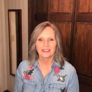 Meet your Posher, Marsha